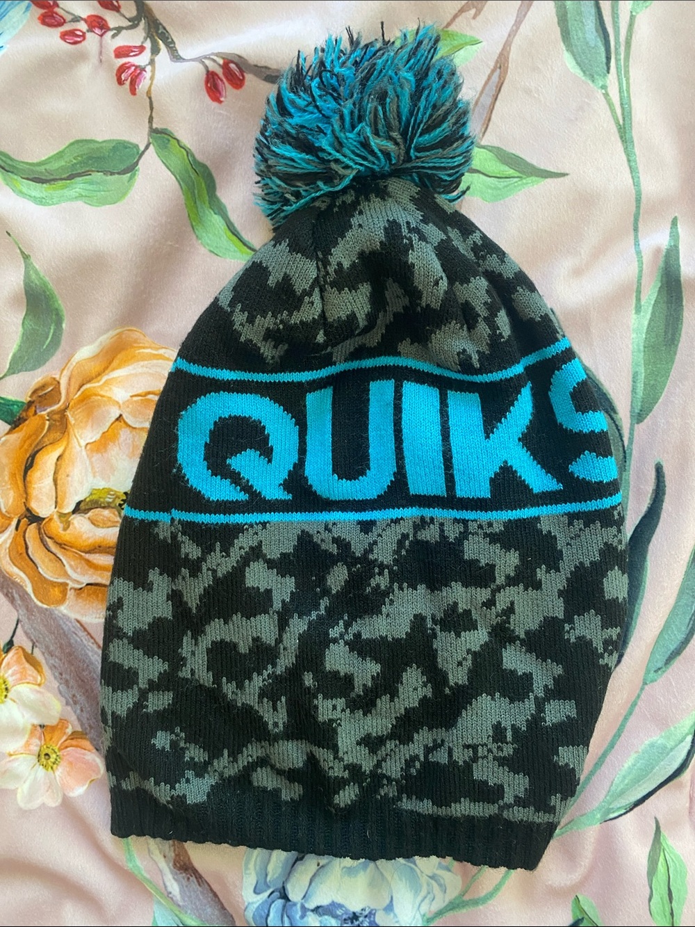 Quiksilver Black & Teal Knit Pom Beanie